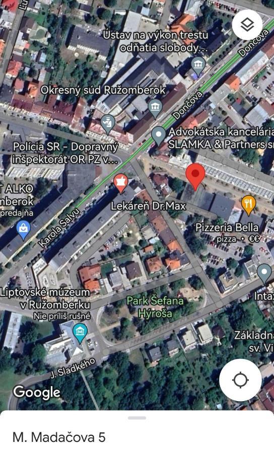 Apartman Ruza Ружомберок Екстериор снимка