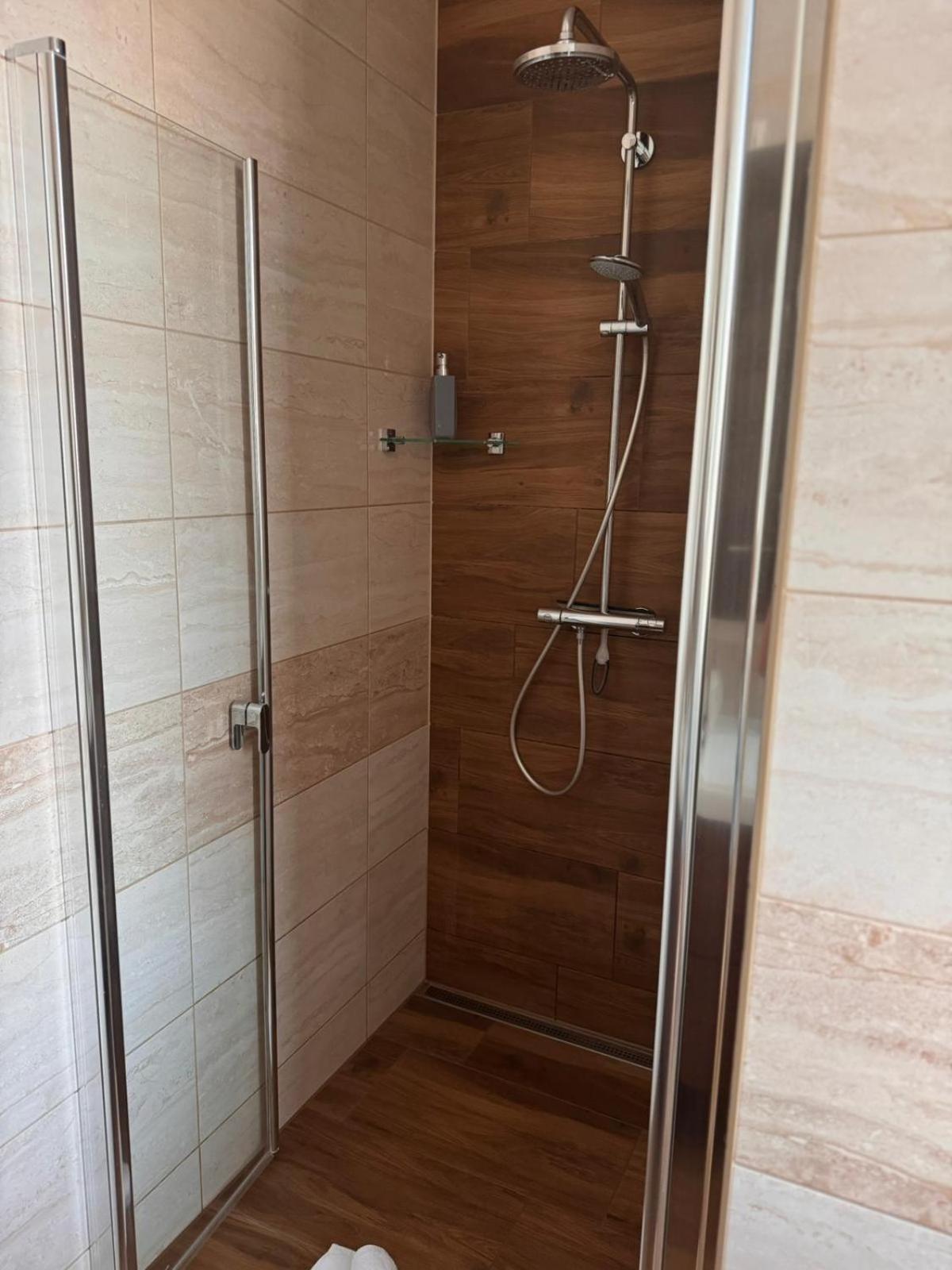 Apartman Ruza Ружомберок Екстериор снимка